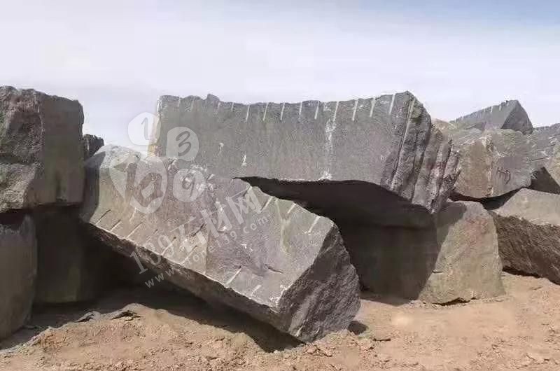內(nèi)蒙古德嶺山鎮(zhèn)總投資約4712萬元石材加工建設(shè)項目來了！附蒙古黑、大漠黑欣賞